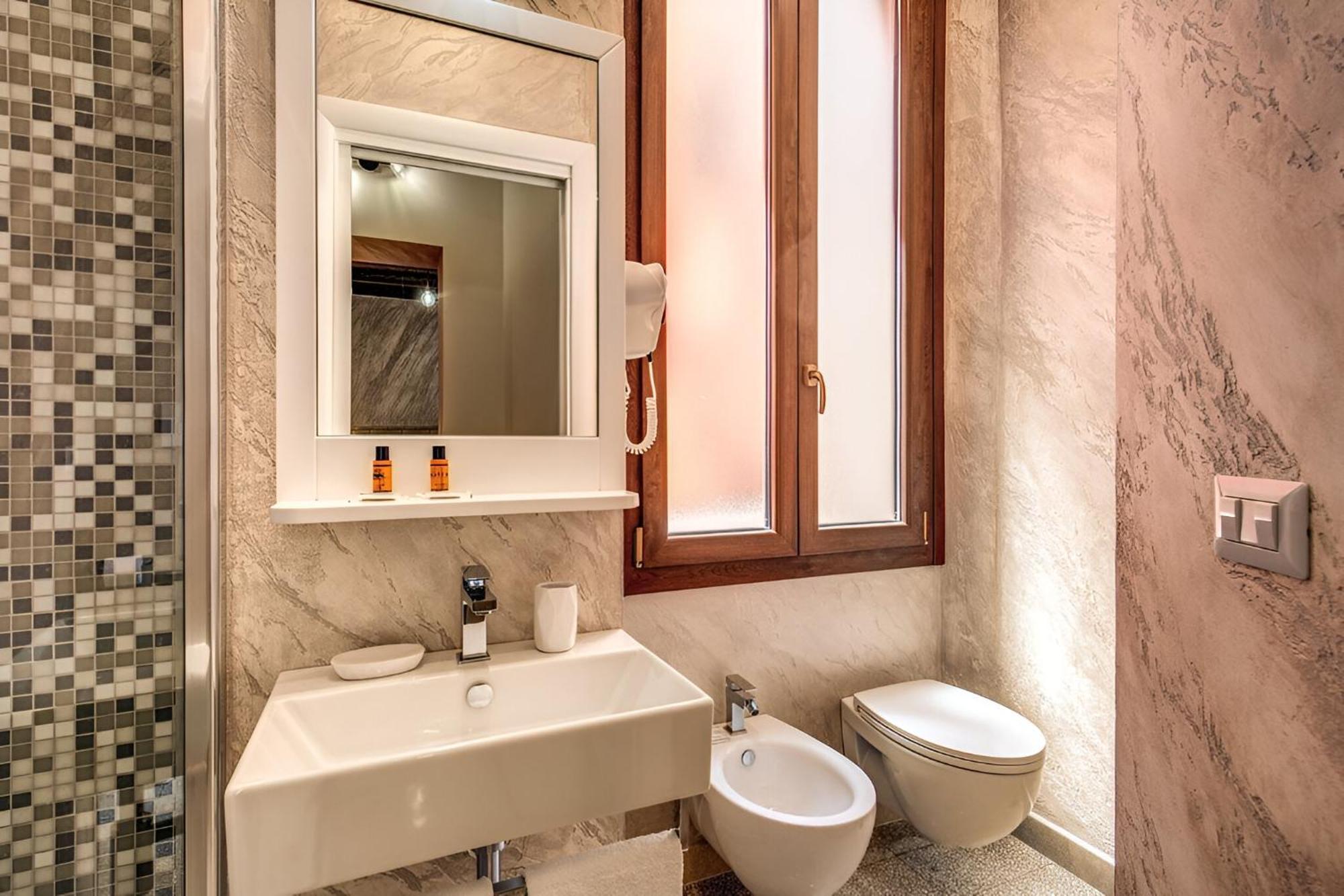 Colosseo Accomodation Room Guest House Rom Exterior foto